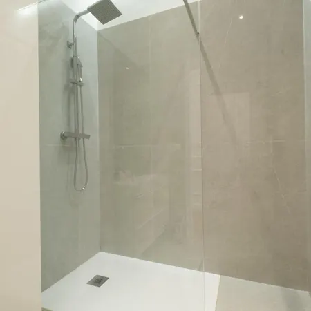 3-br In The Heart Of Downtown Apartment *